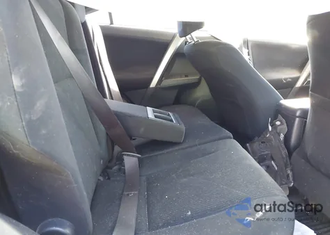 2016 Toyota Rav4 Le z USA, uszkodzony, nr VIN JTMBFREV7GJ078585